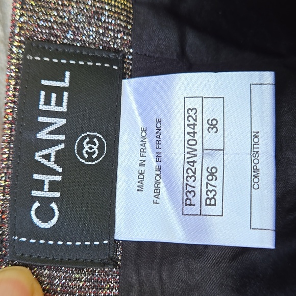 CHANEL Metallic Tweed 'Cruise 2010' Skirt New Without Tag - Picture 4 of 6